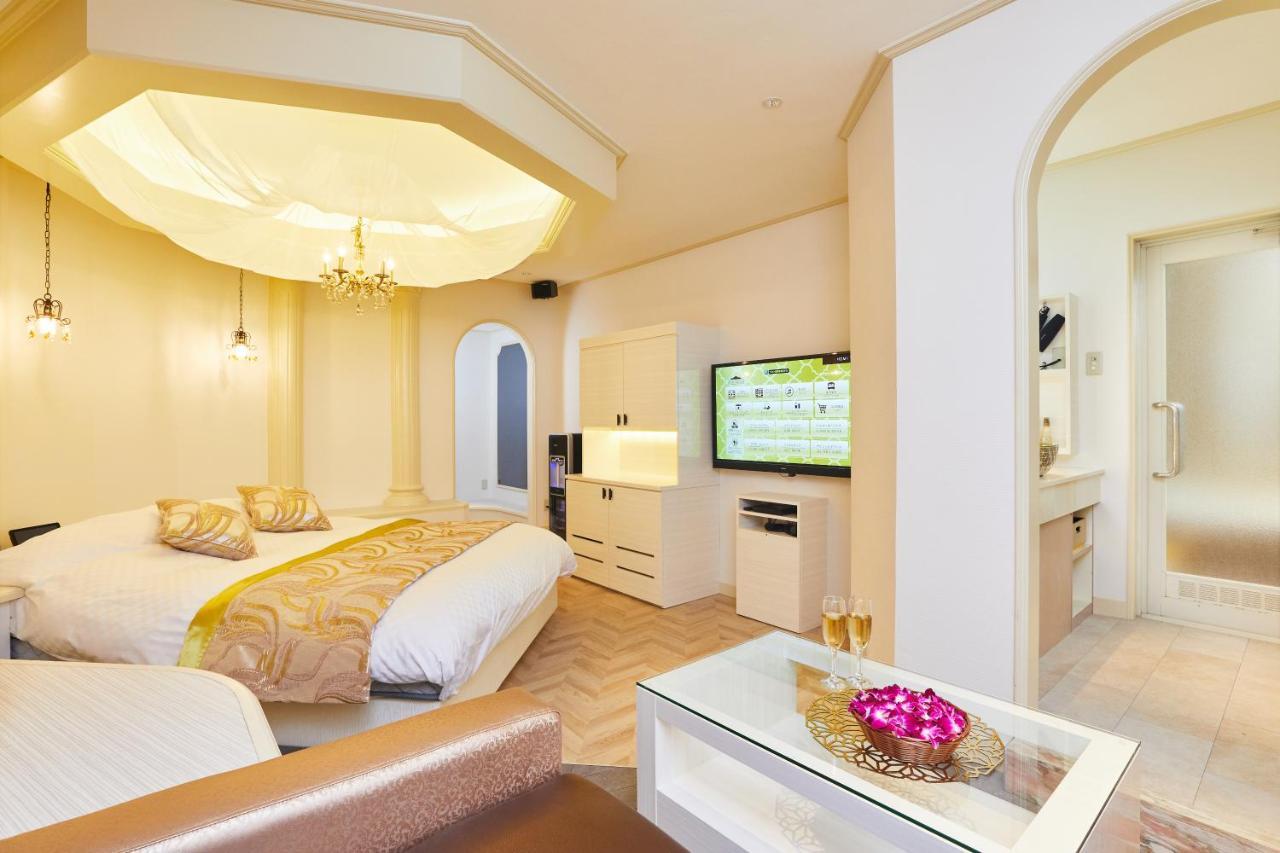 Hotel Artia Nagoya (Adults Only) Kitanagoya Bagian luar foto