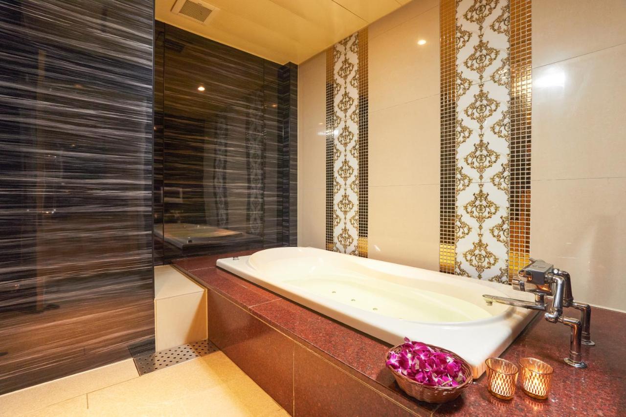 Hotel Artia Nagoya (Adults Only) Kitanagoya Bagian luar foto