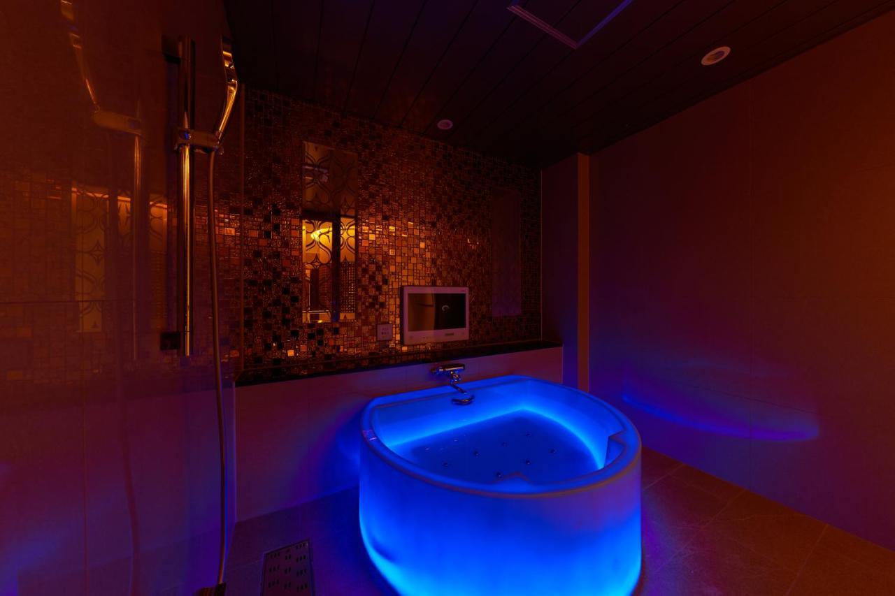 Hotel Artia Nagoya (Adults Only) Kitanagoya Bagian luar foto